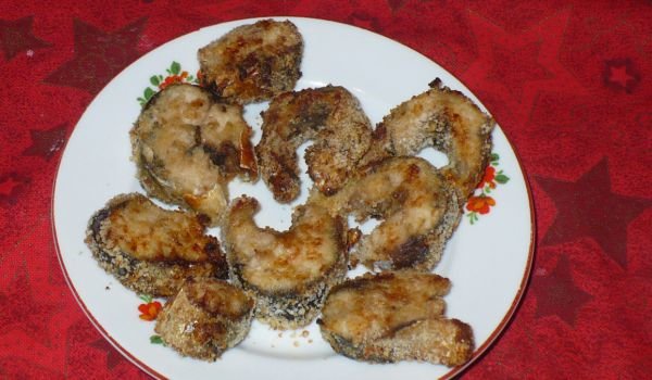 Скумрия в чесново масло