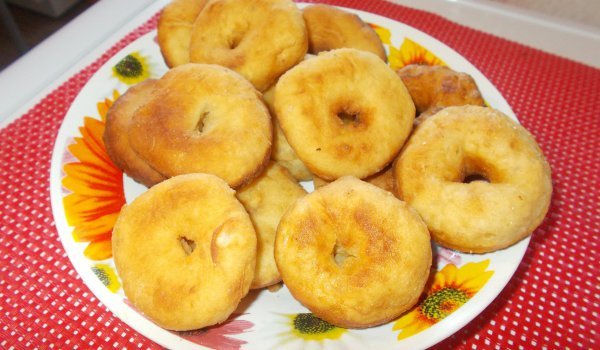 Сладки бухтички Бунюелос