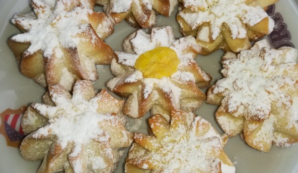 Сладки като Розички