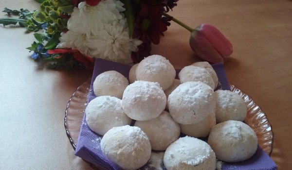 Сладки масленки с локум