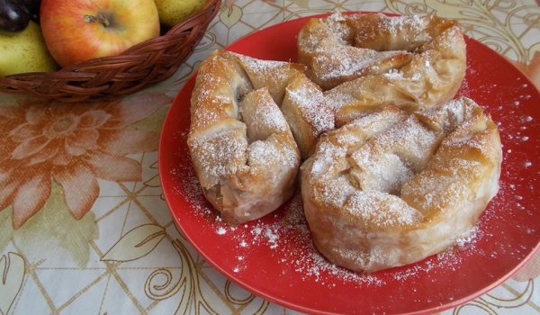 Сладки охлюви с ябълка и тиква