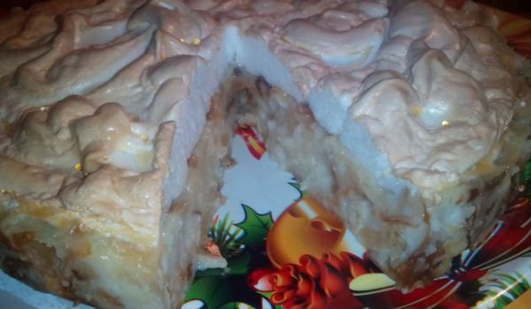 Сладкиш с готови кори