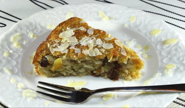 Сладкиш с ябълки по швейцарски