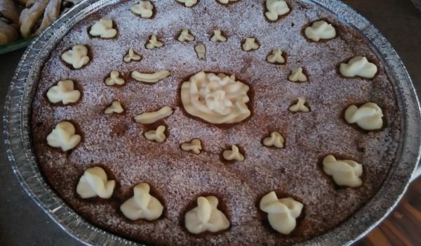 Сладкиш с извара и орехи