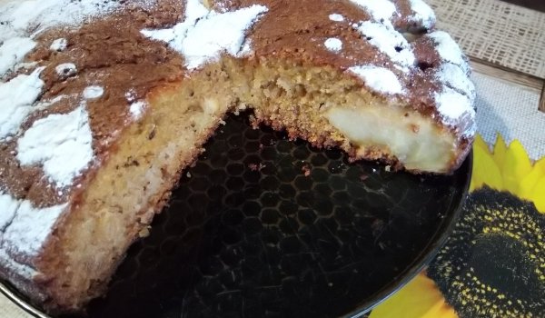 Сладкиш с прясно мляко и ябълки