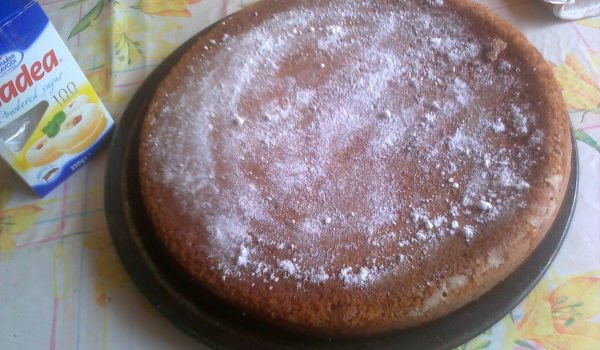 Сладкиш със сладко от праскови