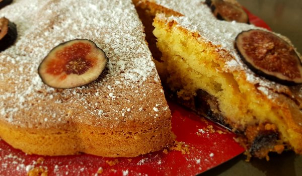 Сладкиш със смокини и ром