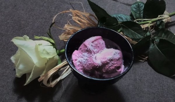 Сладолед от къпини и боровинки с кокосово мляко