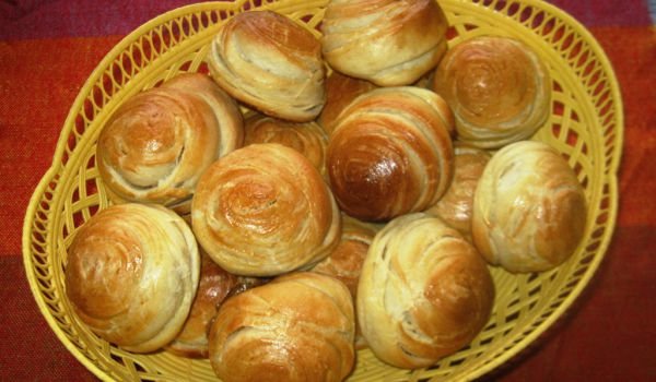 Слоени кифлички