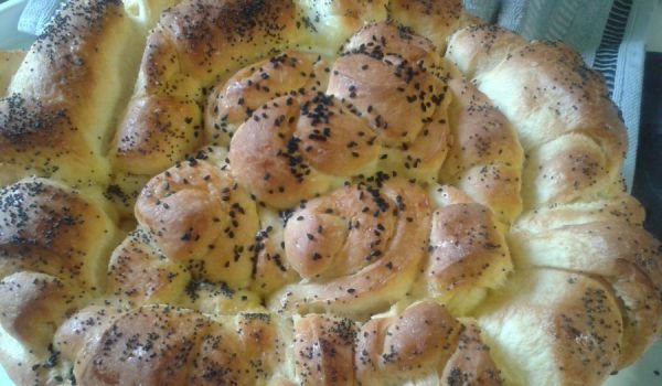 Слънчева пита с поръска от семена