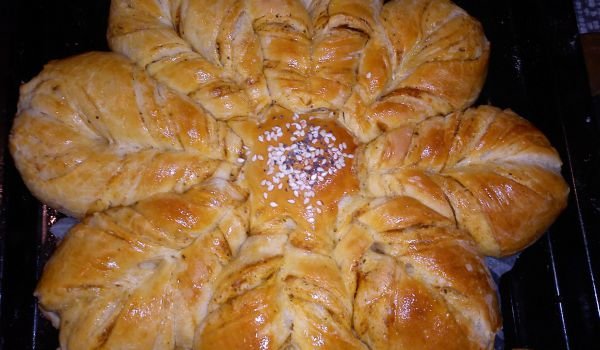 Слънчева питка със сусам