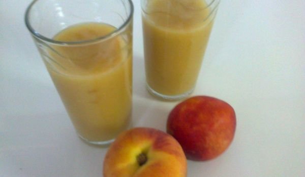 Смути от праскови и нектарини