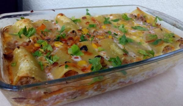 Сочни канелони на фурна