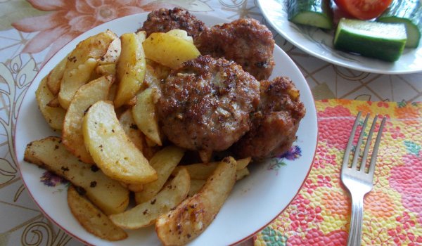 Сочни кюфтета по македонски