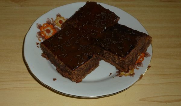 Сочно брауни с ленено семе