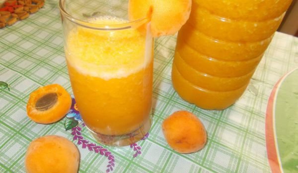 Сок от кайсии