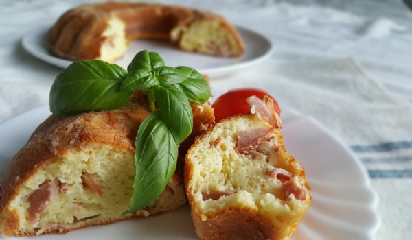 Солен Кейк с Извара и Шунка