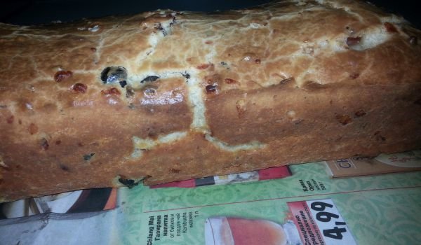 Солен кекс с маслинки и колбас