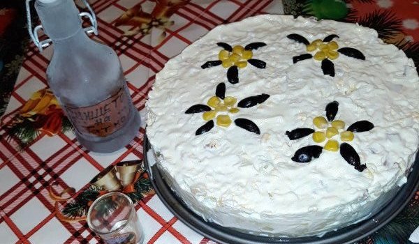 Солена торта с картофи и краставички