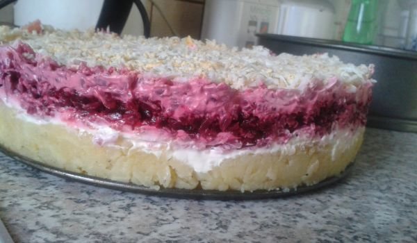 Солена торта с картофи и цвекло
