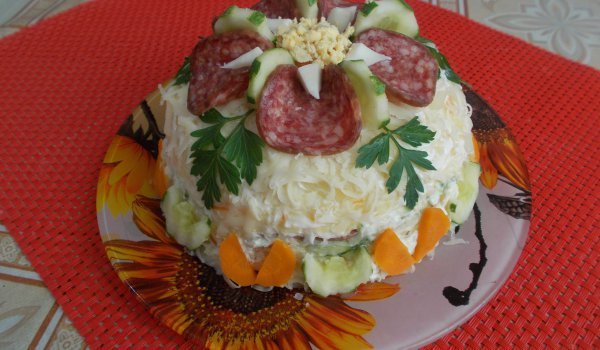 Солена торта с луканка