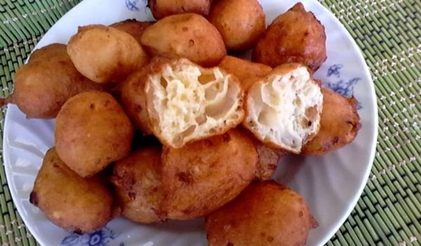 Солени бухтички с мая и сирене