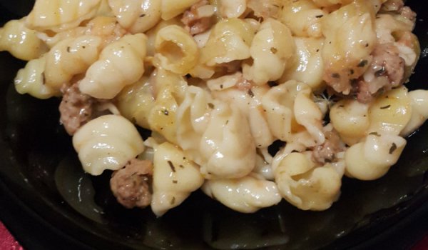 Солени макарони на фурна с кайма