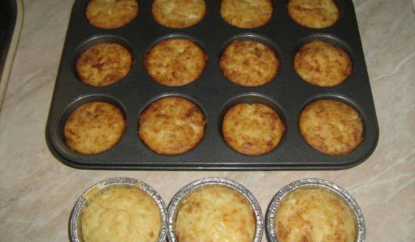 Солени мъфини със спелта и сирене