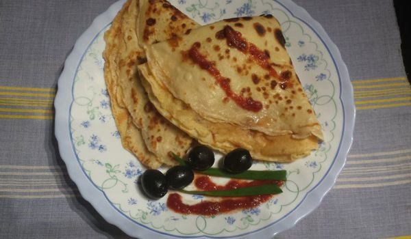 Солени палачинки с пилешко месо