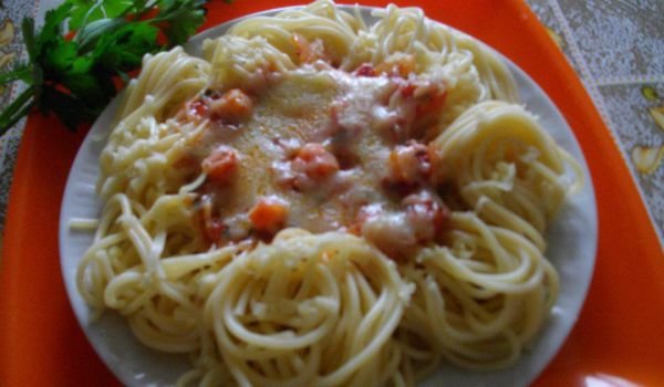 Спагети с кашкавал и моркови