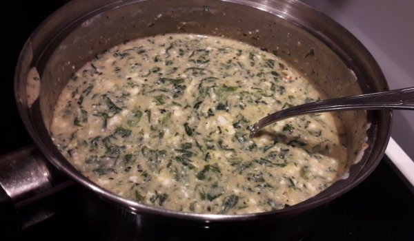 Спаначен сос за паста