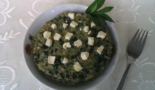 Спанак с праз, ориз и сирене