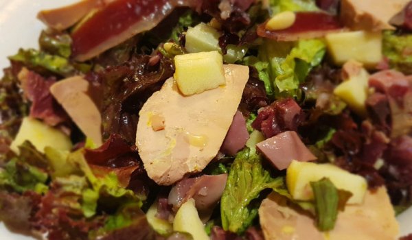 Специална солено-сладка салата