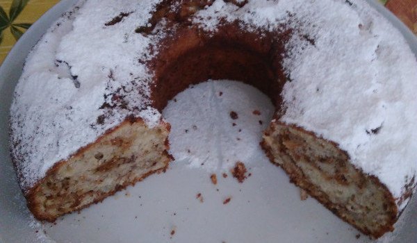 Сполучлив бананов кекс