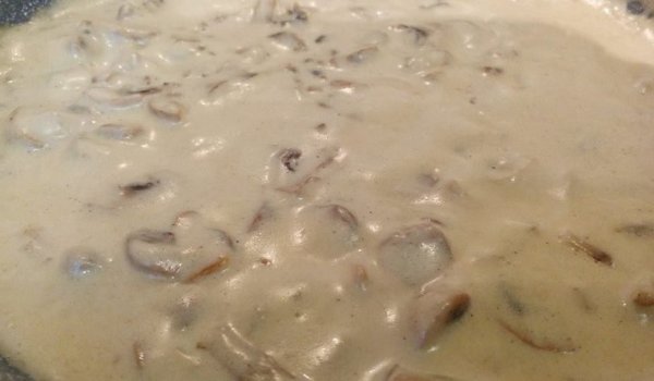 Страхотен гъбен сос със сметана