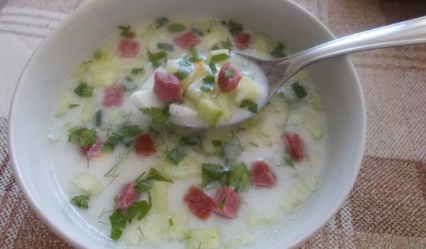 Студена руска супа