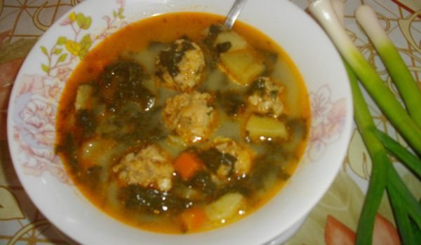 Супа лапад с кюфтенца и овесени ядки