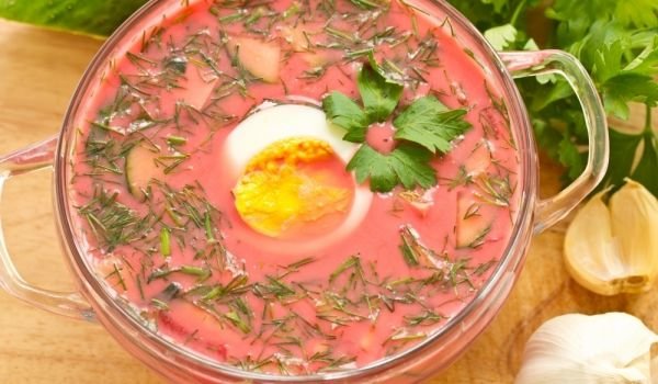 Супа от кисело мляко с червено цвекло