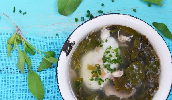 Супа от лапад с чесън