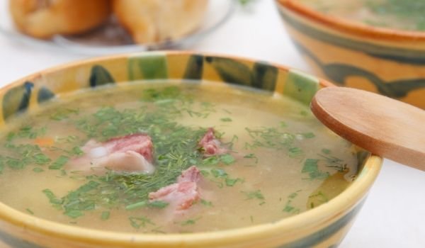 Супа от леща с пушени ребра и праз