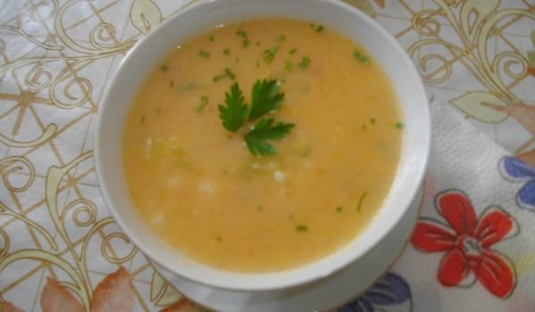 Супа от моркови, тиквички и ориз