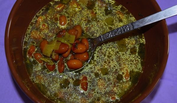 Супа от шарен боб