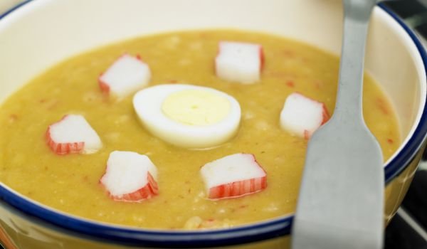 Супа-пюре от леща с яйца