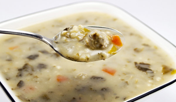 Супа с лопуш и бекон