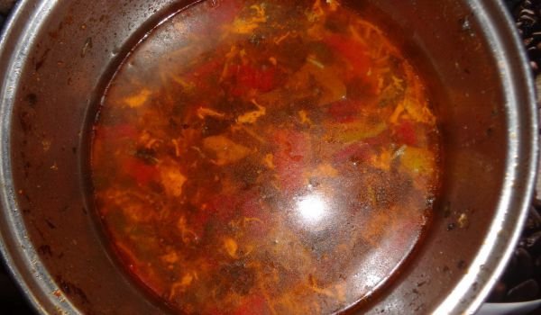 Супа с пилешки сърца и лапад