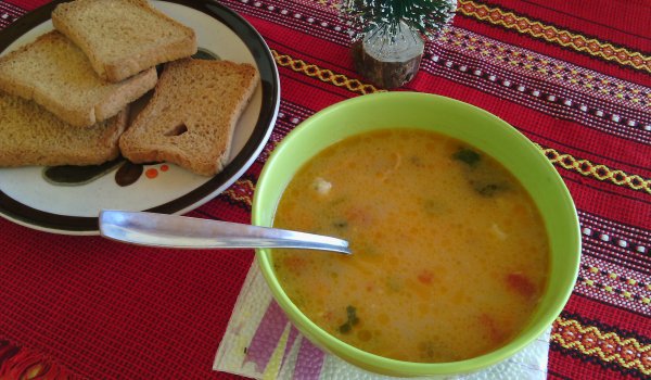 Супа със свинско, зеленчуци и ориз