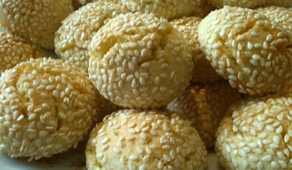 Сусамени курабии