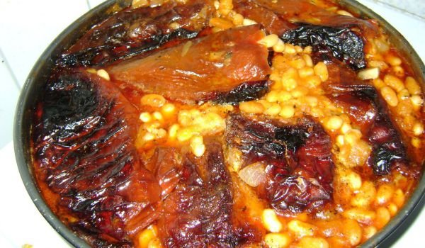 Сушени пиперки с боб и гъби