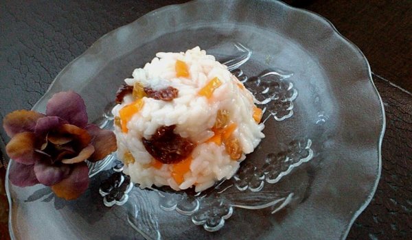 Сушени плодове със ориз