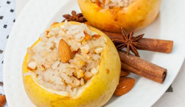 Сутляш в ябълкови чашки